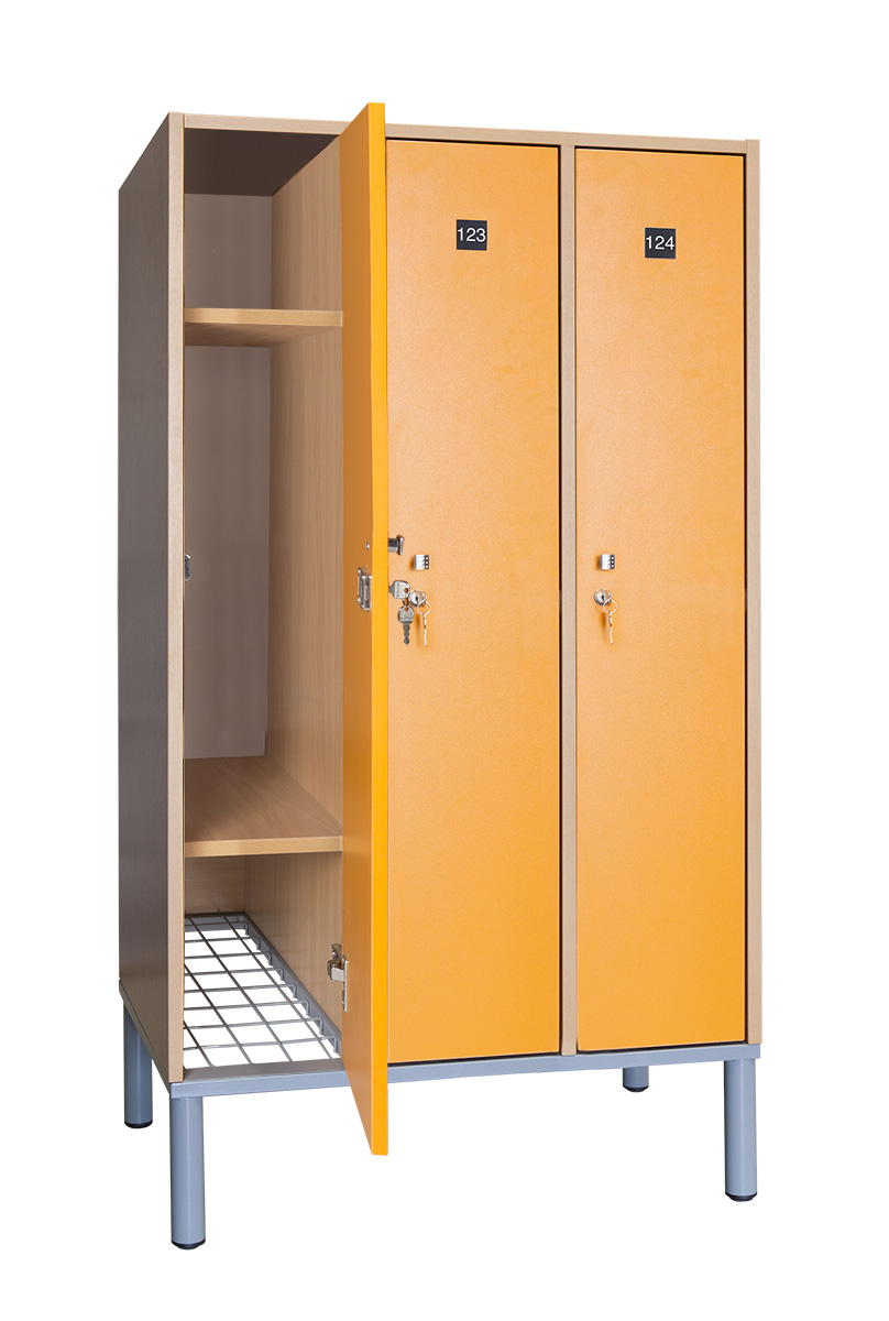 3-ajtos-oltozoszekreny-OTB-140-3-Racs