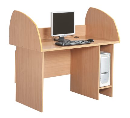 Multicomp plusz számítógépasztal alacsony paravánnal 1 személyes, számítógéptartóval